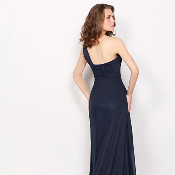 Georgeous navy gown - Picture 3 of 10